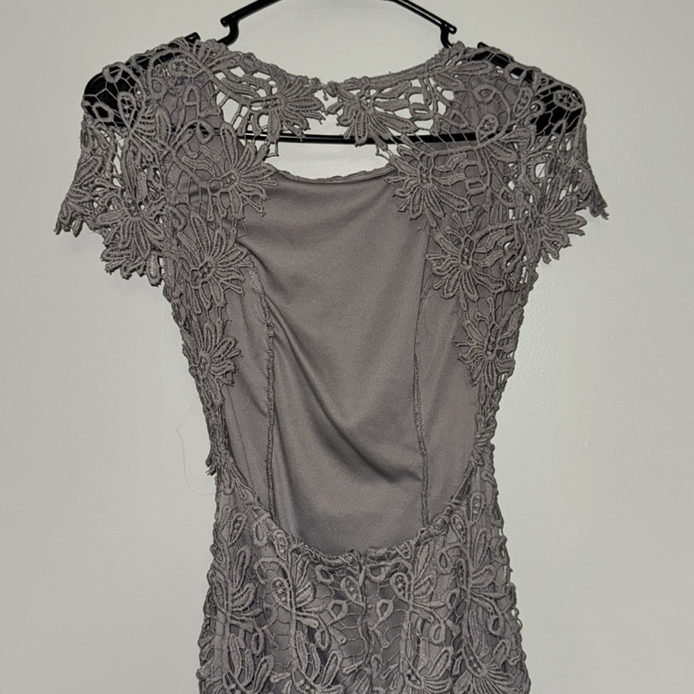 Lulus backless lace dress